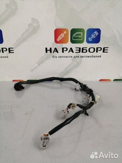 Проводка топливных форсунок правая Infiniti Qx56