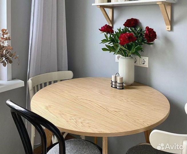 Кухонный стол