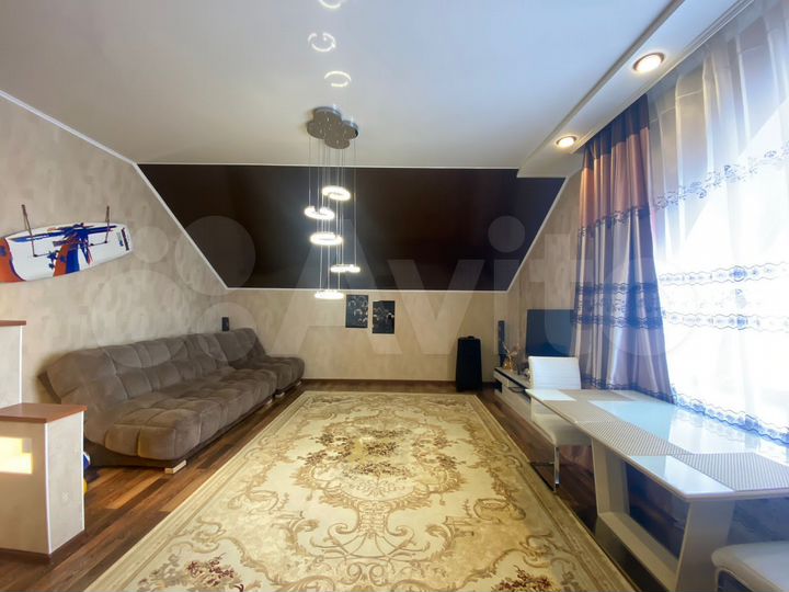 2-к. квартира, 81,4 м², 13/13 эт.