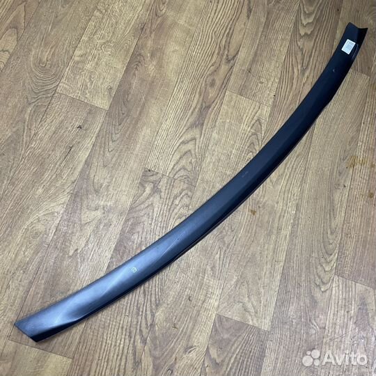 Спойлер на багажник Skoda Rapid лифтбек