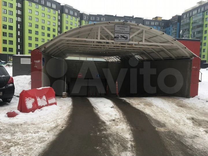 Машиноместо, 13 м²