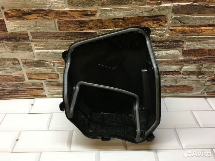 Крышка корпуса с фильтром BMW 640 F06 / F12 / F13