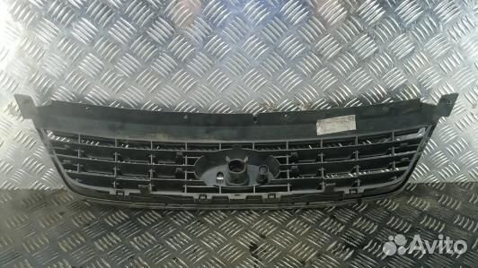 Решетка радиатора ford C-MAX 1 (ENK13G101)
