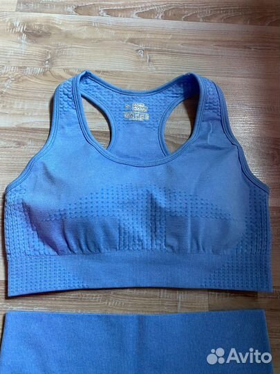 Спортивный костюм женский для йоги и фитнеса