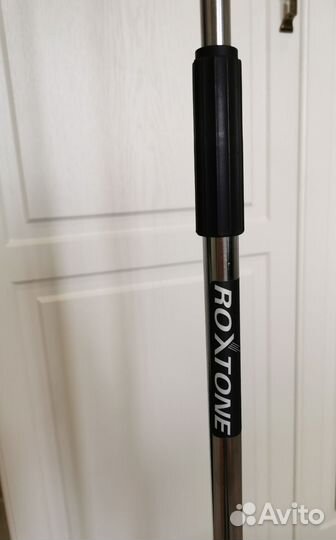 Микрофонная стойка Roxtone