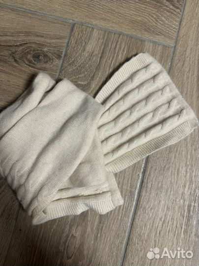 Шарф женский бежевый