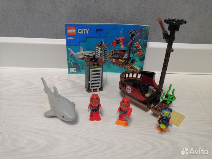 Lego city 60266. Океан. Исследовательское судно