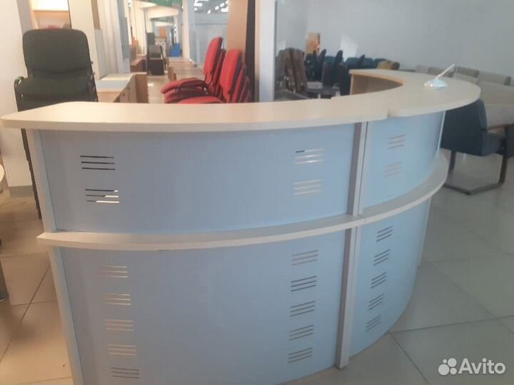 Много офисной мебели б.у. Екатеринбург