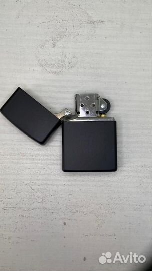 Зажигалка Zippo с Вашей гравировкой