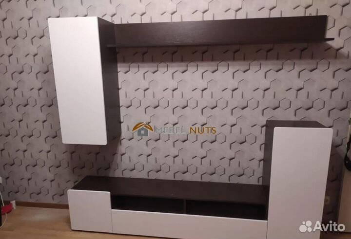 Стенка в гостиную