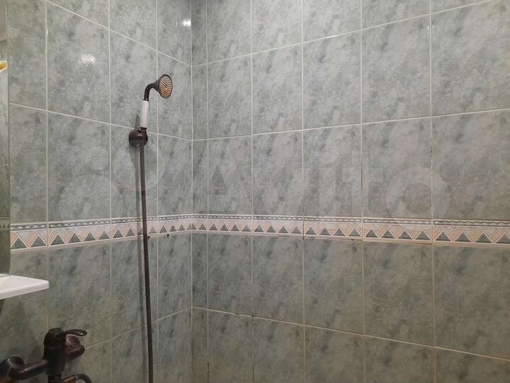 3-к. квартира, 58 м², 1/9 эт.