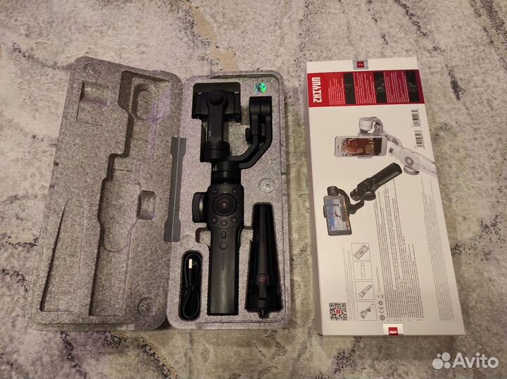 Стабилизатор для съемки Zhiyun smooth 4