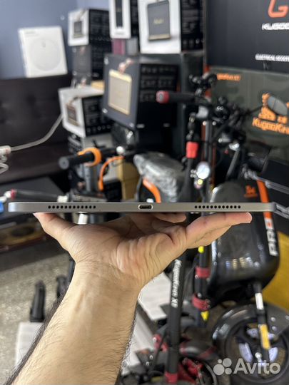 Apple iPad Air 4 64Gb Wi-Fi Gray