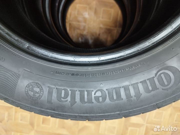 Continental ContiPremiumContact 215/60 R16 95B