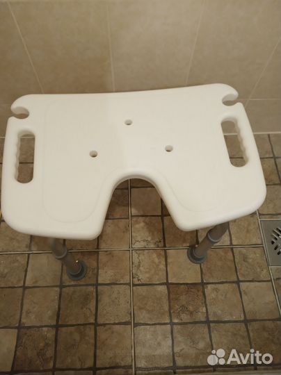 Стул для ванны