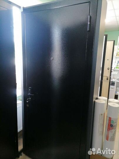 Дверь входная металлическая