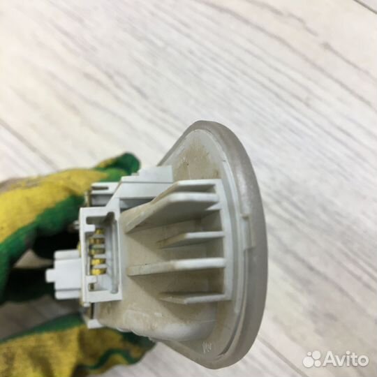 Плафон Подсветка фонарь салона Renault logan stepw