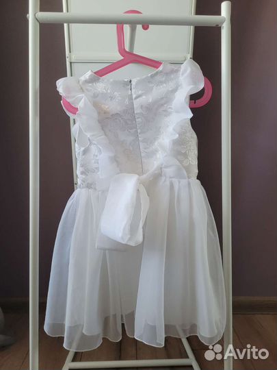 Платье праздничное для девочки 122