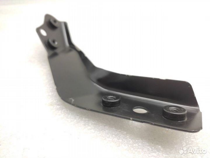 Кронштейн усилителя бампера передний левый