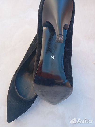 Туфли женские 38 размер черные замшевые