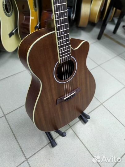 Акустическая гитара Новая Индонезия