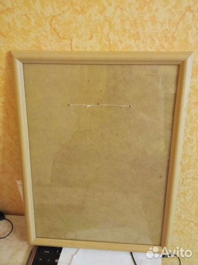 Продам 3 рамки со стеклом