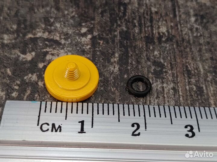 Кнопка спуска затвора желтая