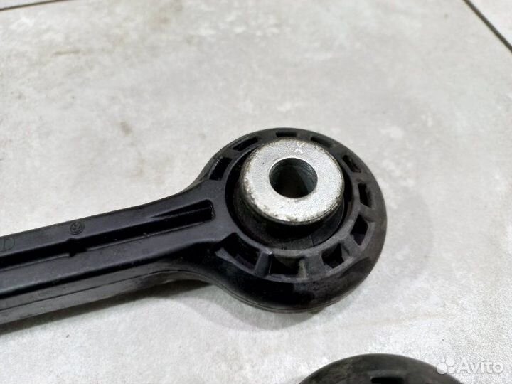 Стойки стабилизатора передние Audi A5 8T CDN 2010