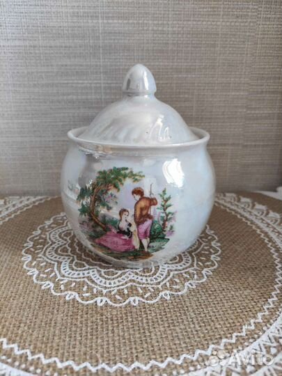 Винтажный фарфор. Чайник(кофейник) и сахарница