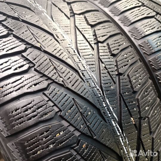 Nokian Tyres Hakkapeliitta R2 SUV 265/50 R20 111R