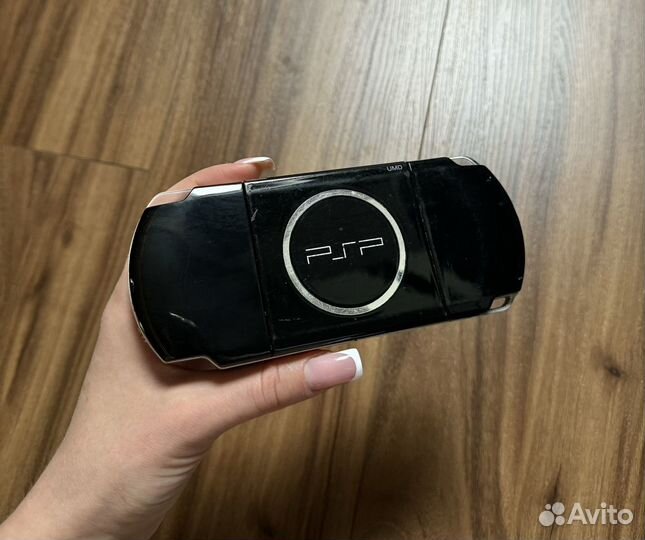 Sony PSP 3008 64Gb (250игр), комплект