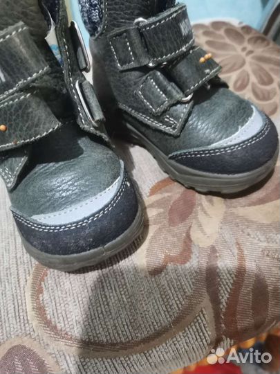 Ботиночки утеплённые 19 размер