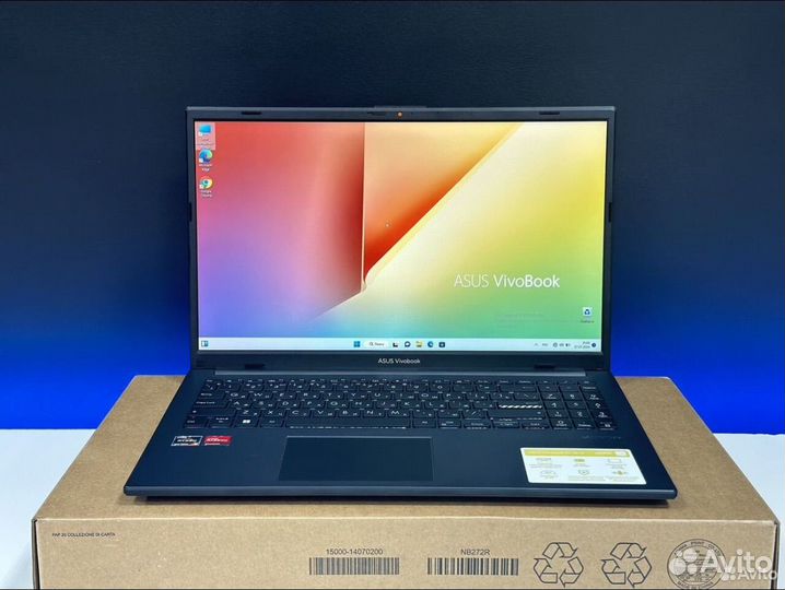 Новый Asus VivoBook 15.6 IPS 8G озу Ryzen 3 7th