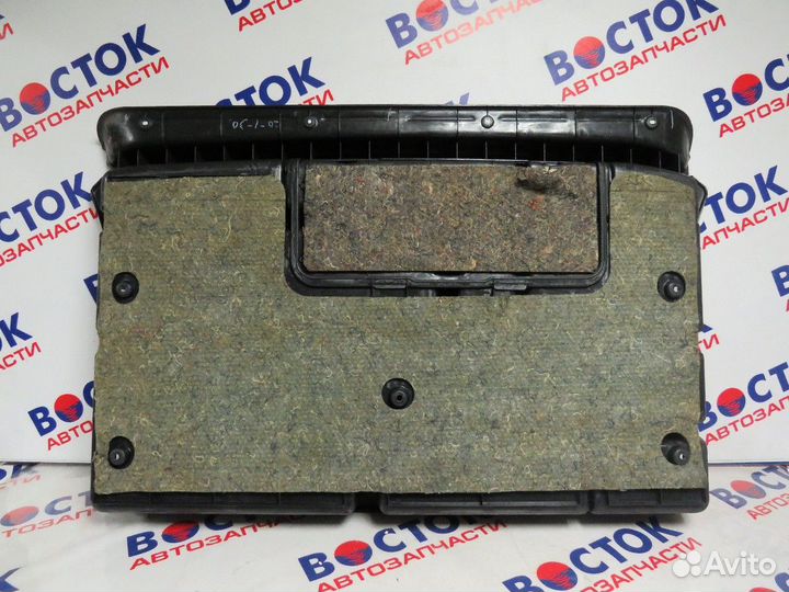 Ящик для инструментов mitsubishi pajero IO H77W, H