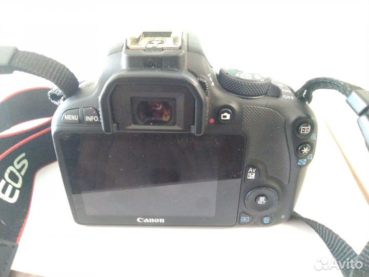 Canon EOS 100D Kit EF-S 18-55mm f/3.5-5.6 IS II