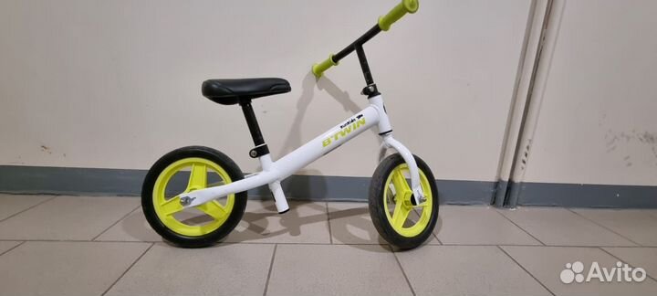 Беговел Decathlon B'twin Run Ride 100