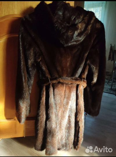 Шуба норковая с капюшоном 42 44