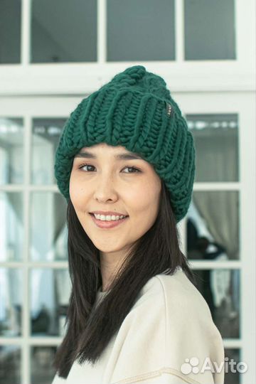 Шапка женская вязаная ручная работа