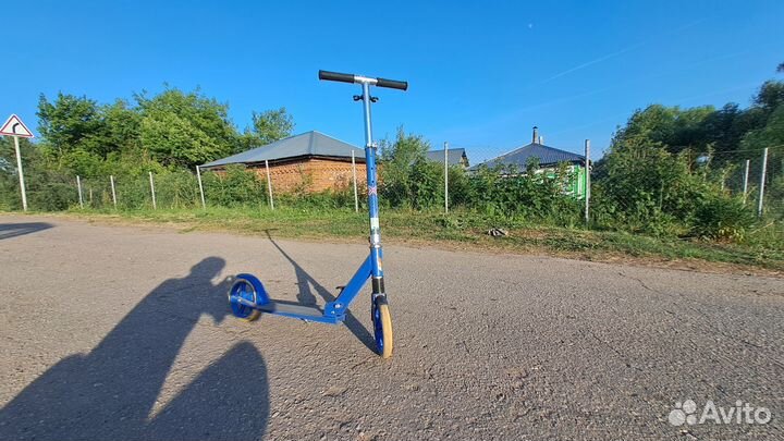 Самокат Explore