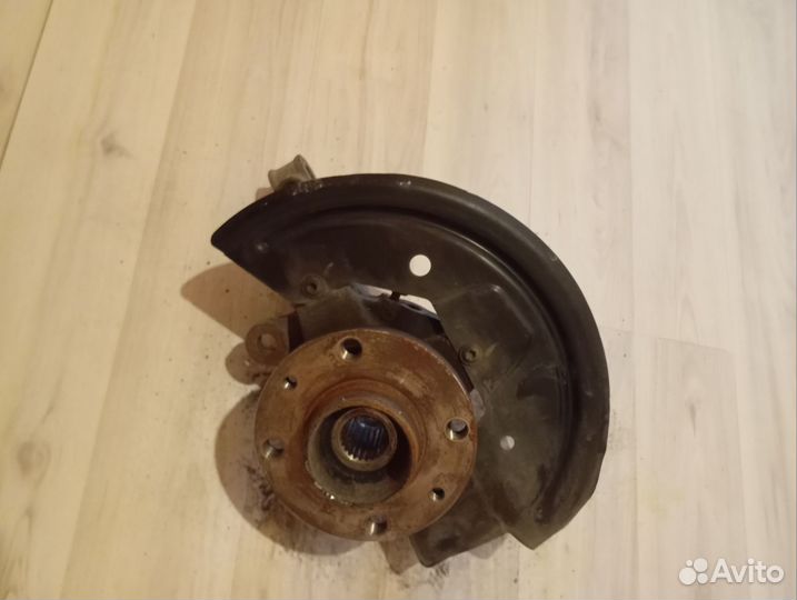 Кулак поворотный левый в сборе, Рено Логан 2