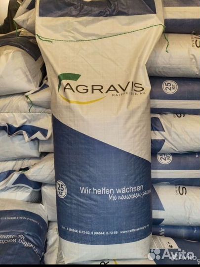 Корм для прудовых рыб универсальный