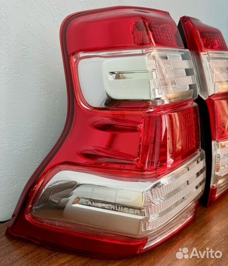 Фонари задние Toyota Land Cruiser Prado 150