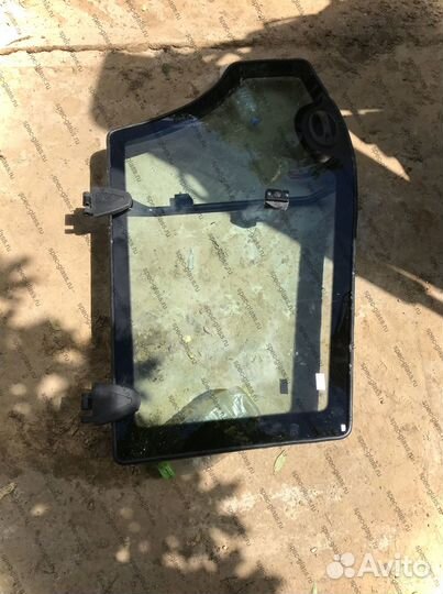 Стекло лобовое нижнее Case CX 240 B