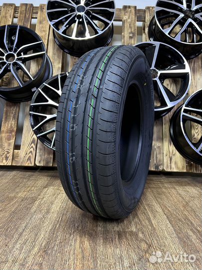 Yokohama BluEarth-GT AE-51 215/60 R16 99V