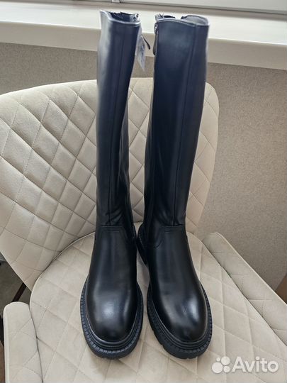 Зимние женские сапоги 38