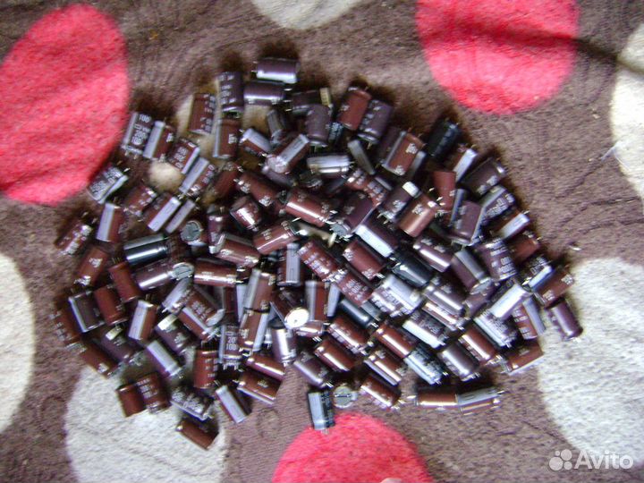 Конденсаторы электролитические 100мкф 200V 150 шт