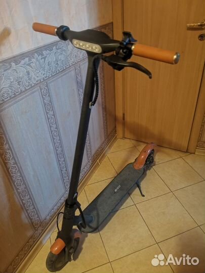 Электросамокат hiper triumph