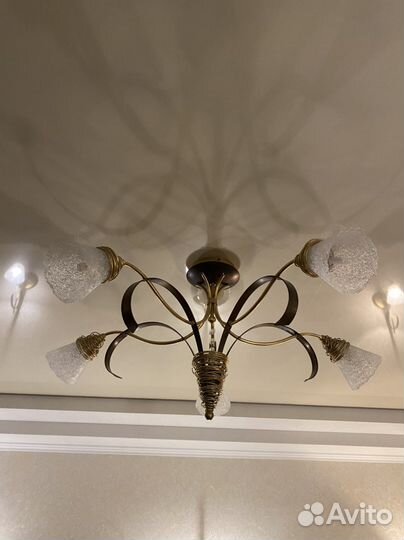Люстра+2 бра