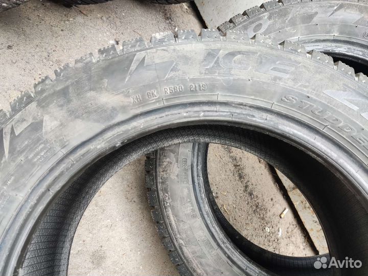 Pirelli Ice Zero 205/55 R16 94T