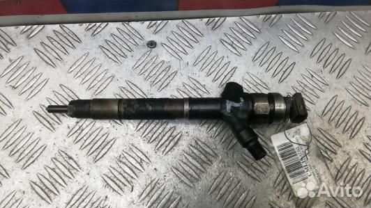 Форсунка дизельная toyota avensis T25 (CML15AL02)